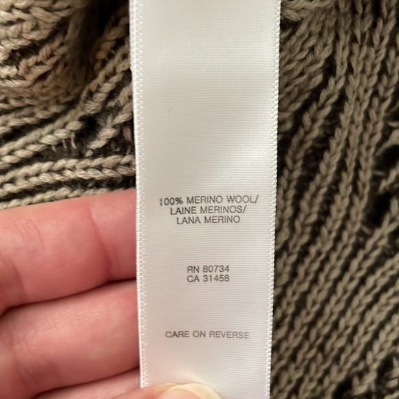 BCBG max Azria, tulip shaped super soft comfortable knit dress, brown, size S - Picture 3 of 10